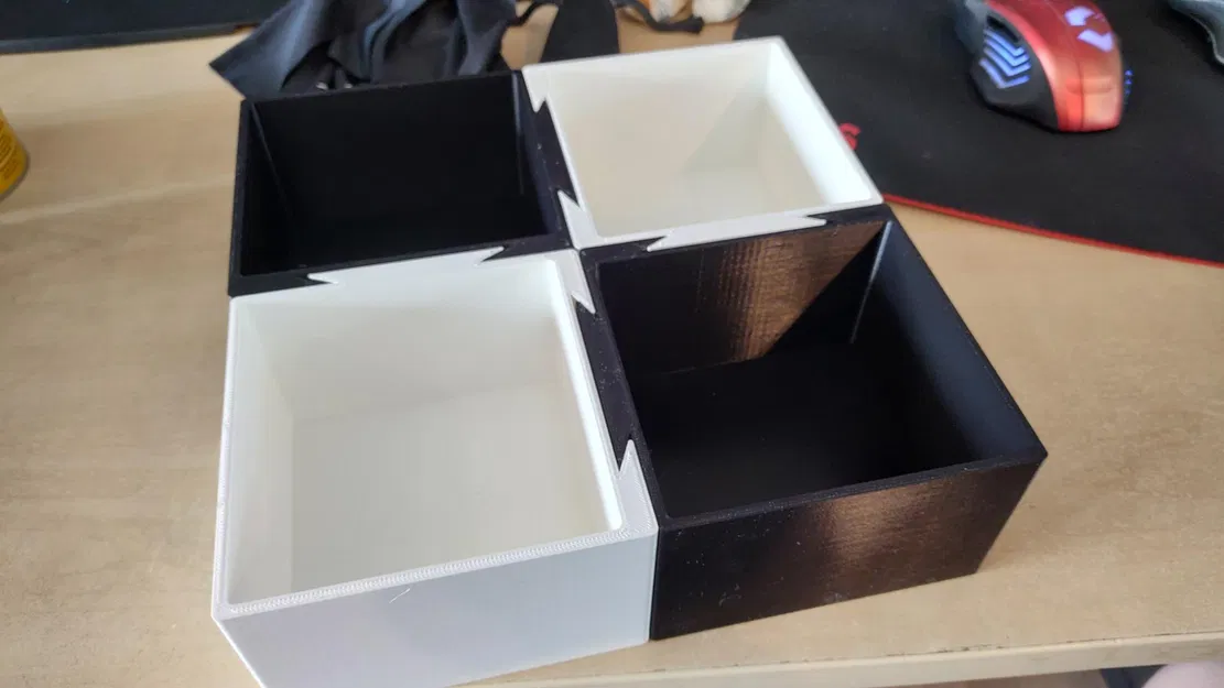 Chậu Hoa Nối Lại Được - Image 1