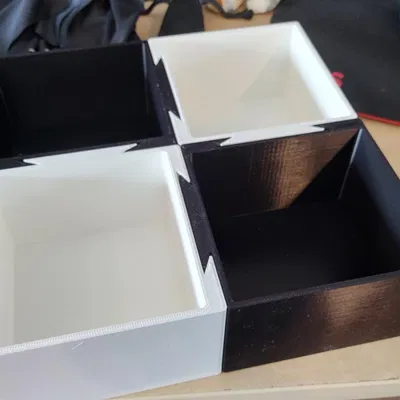 Chậu Hoa Nối Lại Được