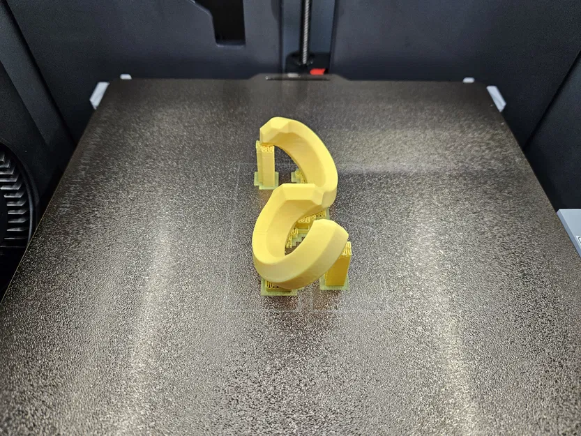 Móc Treo Ba Lô Chữ S Xoay – Tối Ưu Cho Thanh Tủ Quần Áo - Image 2