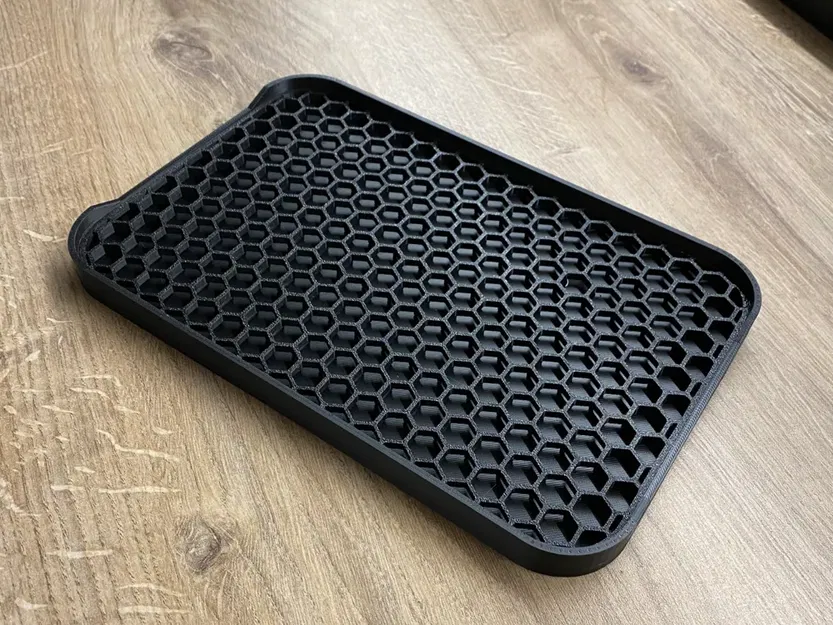 Khay Hứng Nước Hình Lục Giác Tổ Ong - Image 1