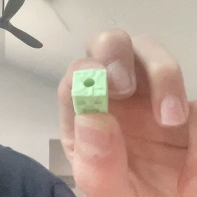 Hạt Creeper Minecraft Có Vân