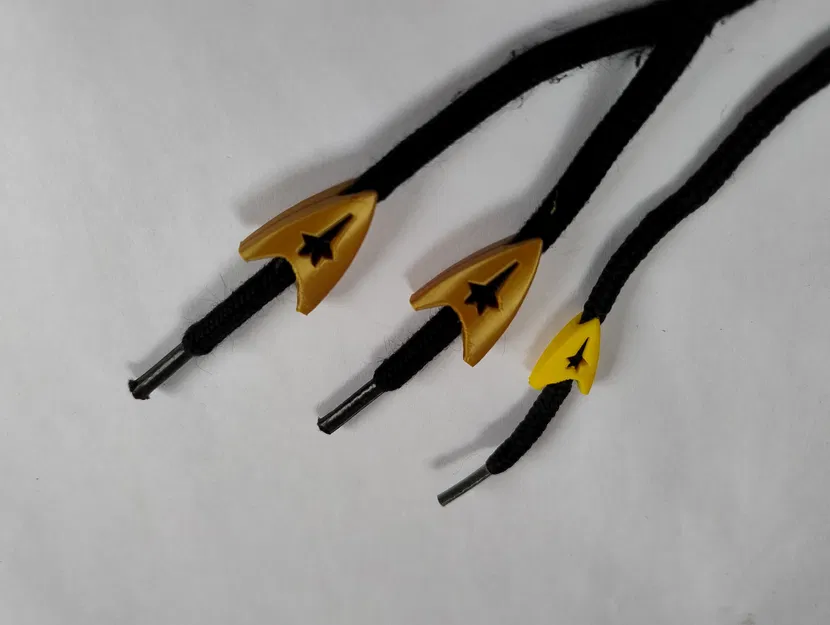 STAR TREK huy hiệu hạt / Hạt charm (hai phiên bản!) - Image 1