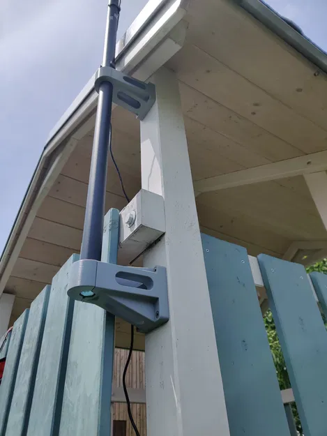 Giá đỡ Cột RTK LUBA Mammotion - Image 1