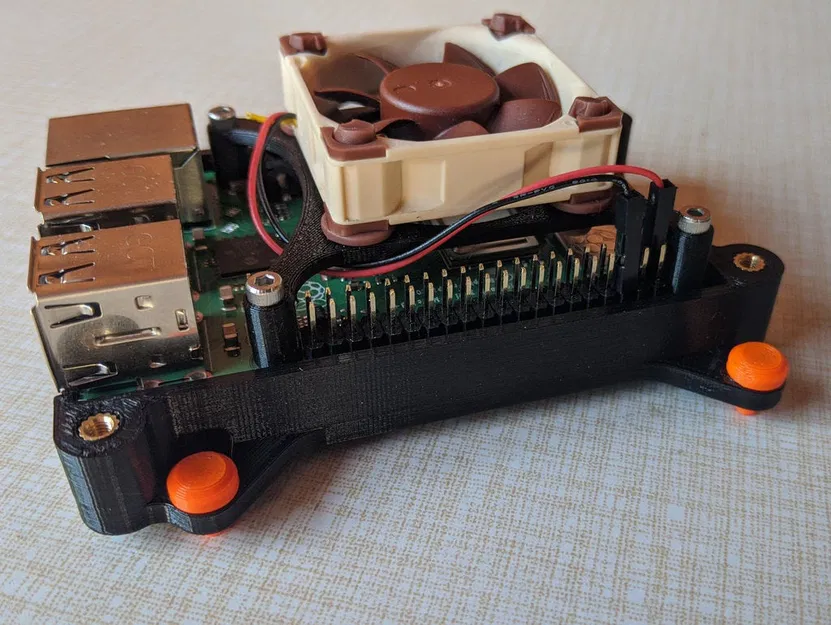 Vỏ Raspberry Pi 3 (B/B+), VESA mount, quạt trong - Image 6