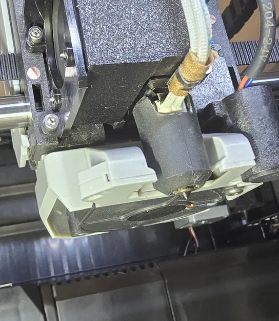 Stew675's Qidi Plus 4 Hotend Duct Mod - Bản Mod Ống Dẫn Nhiệt - Image 6