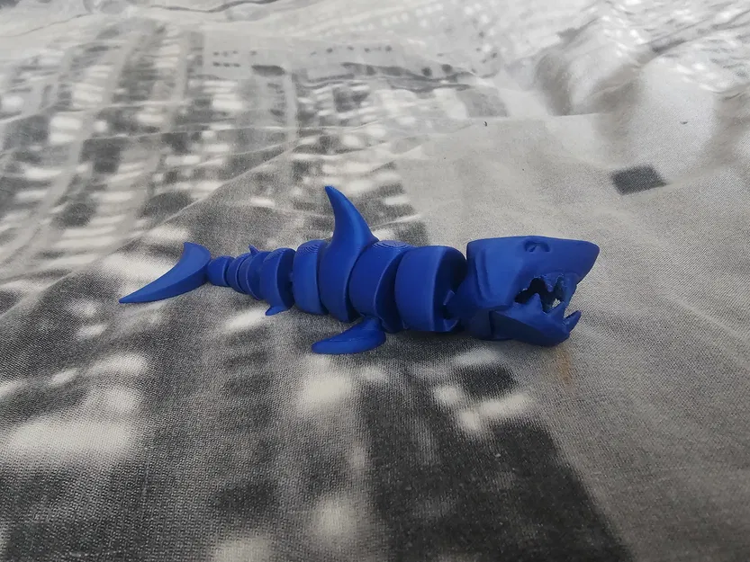 Cá Mập Khớp Nối Được - Image 1