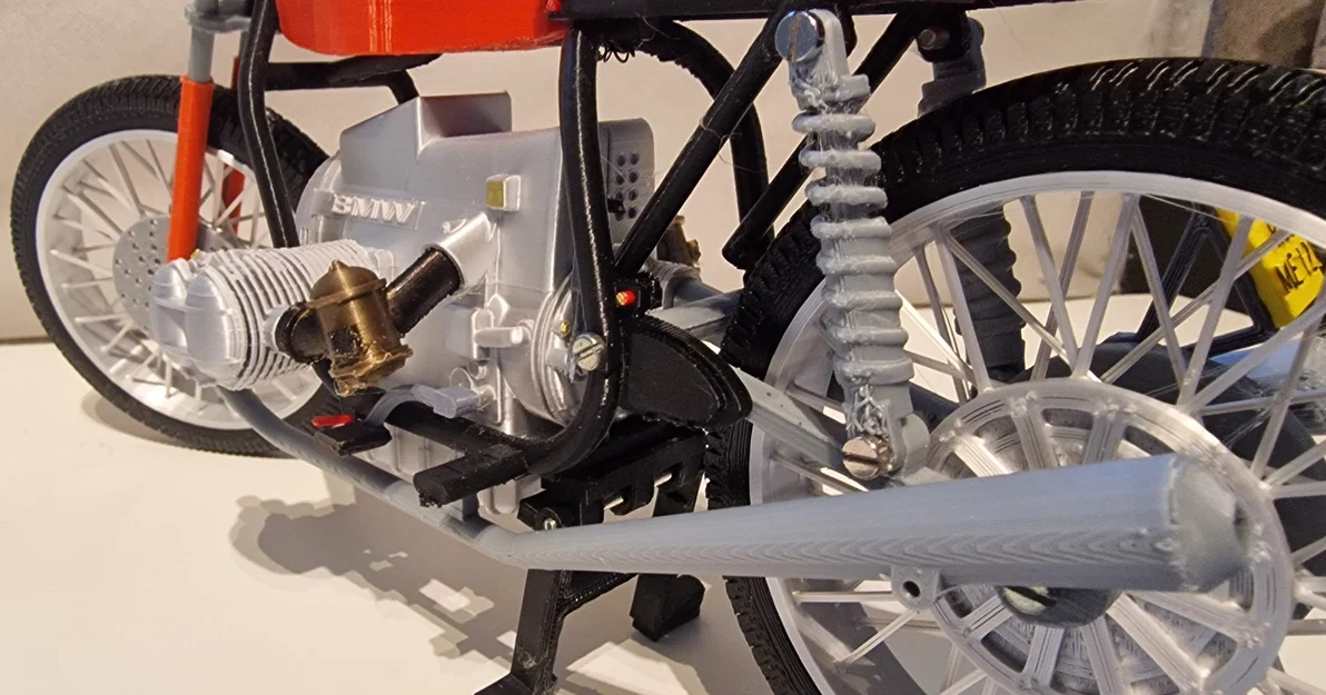 Mô Hình Xe Máy BMW R80 ME 121 Năm 1980 Tỷ Lệ 1:6 - Image 17