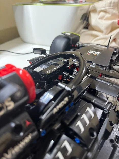 Halo LEGO F1 Mercedes - Image 2