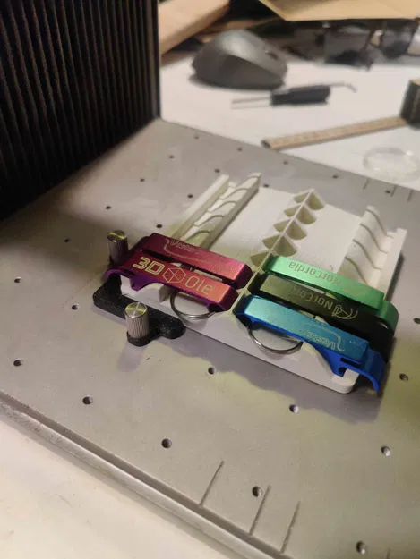 Khuôn Góc XTOOL F1 Ultra Siêu Cấp Có Lỗ Vít Lệch - Image 2