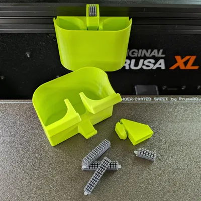 Chổi Vòi Phun & Thùng Rác Vệ Sinh Máy Prusa XL