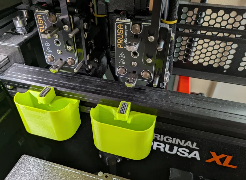 Chổi Vòi Phun & Thùng Rác Vệ Sinh Máy Prusa XL - Image 3