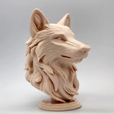 Tượng Chó Sói Xám Trên Bệ