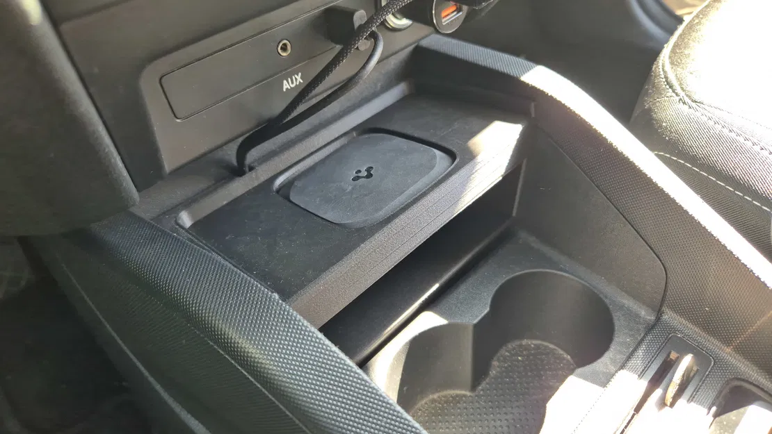 Console sạc không dây Skoda Fabia 3 - Image 2