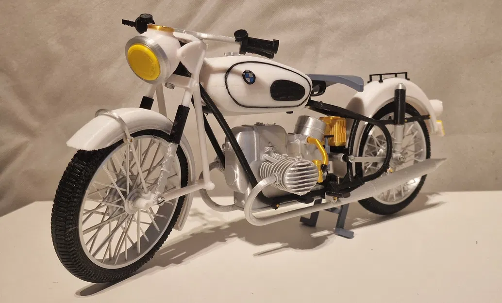 Mô hình xe máy BMW R60/2 1964 tỉ lệ 1:6 của Ed van der Heijden - Image 10