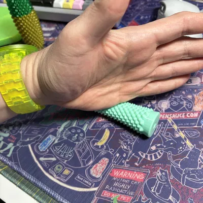 Tay cầm kích thích đau (có thể tùy chỉnh)