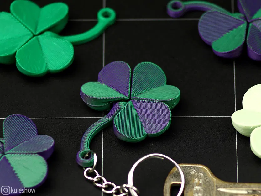 Móc Khóa Cỏ Ba Lá Dẻo - Image 1