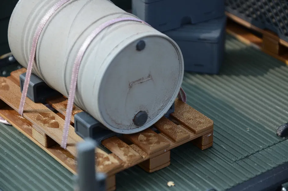 Thùng phuy 200 lít tỉ lệ 1/10 - Image 2