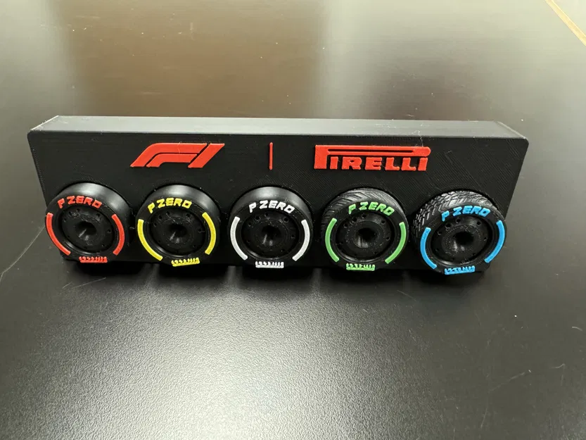 F1 Tire - Kệ Trưng Bày Bánh Xe - Image 1
