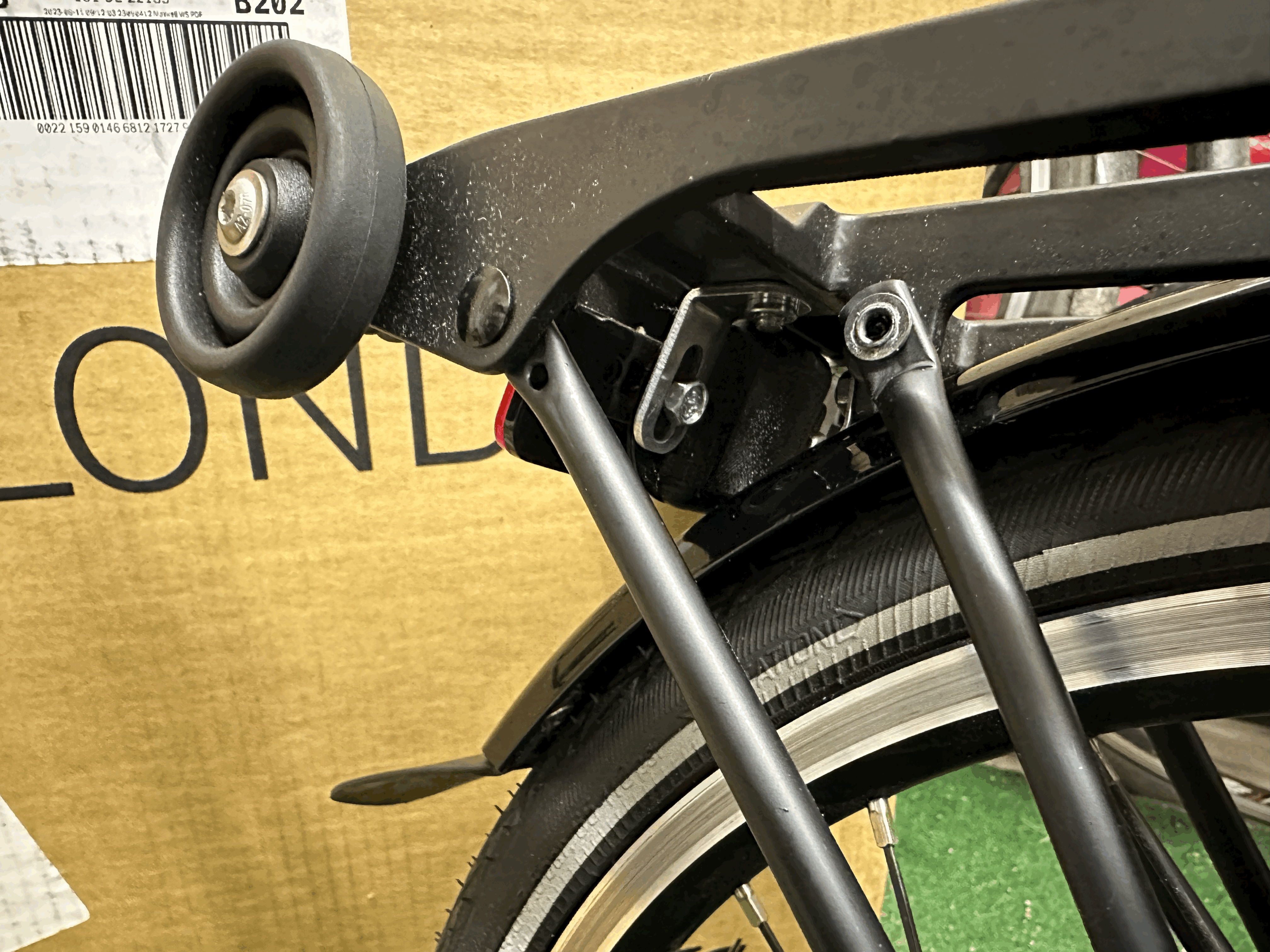 Giá đỡ AirTag cho Brompton