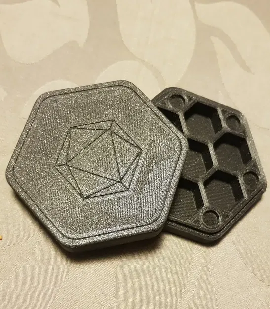 Hộp Đựng Xúc Xắc Lục Giác Cho D&D - Image 1