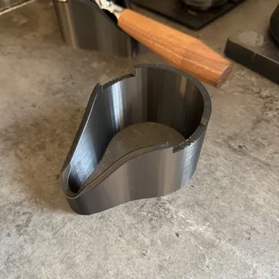 Chân đế tay cầm portafilter La Marzocco 58mm