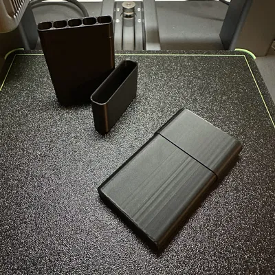 Hộp Đựng Thuốc Lá - Thiết Kế Mỏng - Đựng Được 5 Điếu