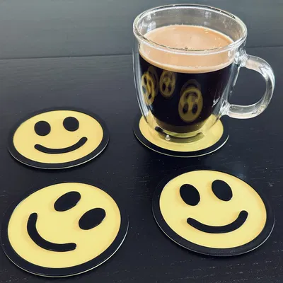 Đế Lót Ly Hình Emoji Cười - Thêm đế mút...hay không cũng được hen :-)