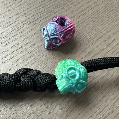 Hạt Paracord Hình Đầu Lâu Người Ngoài Hành Tinh Ướp Xác
