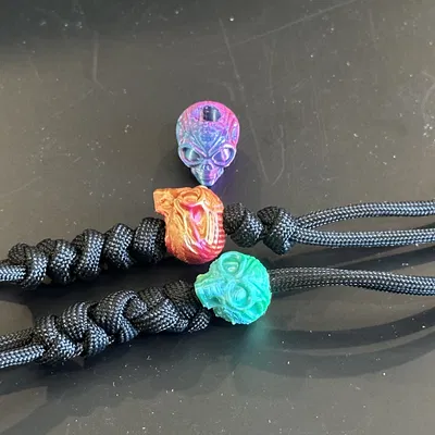 Hạt Paracord Hình Đầu Lâu Người Ngoài Hành Tinh Ướp Xác