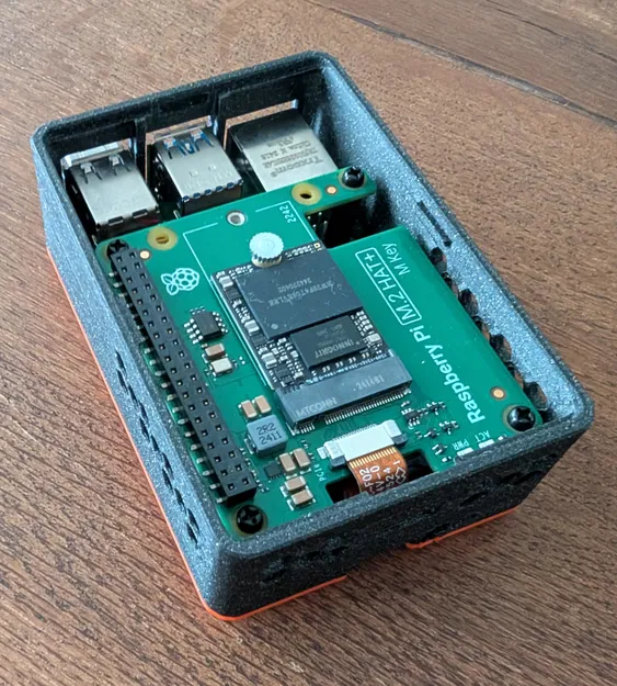 Vỏ Raspberry Pi 5 kèm bo mạch M.2 HAT+ - Image 2