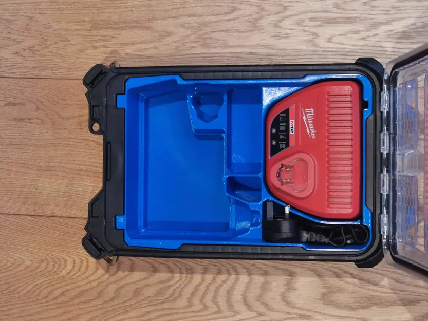 Khay Lót Packout Milwaukee Nhỏ Gọn Cho M12 Impact Driver & Sạc, 2 Pin & Hộp Đựng Mũi Khoan - Image 2