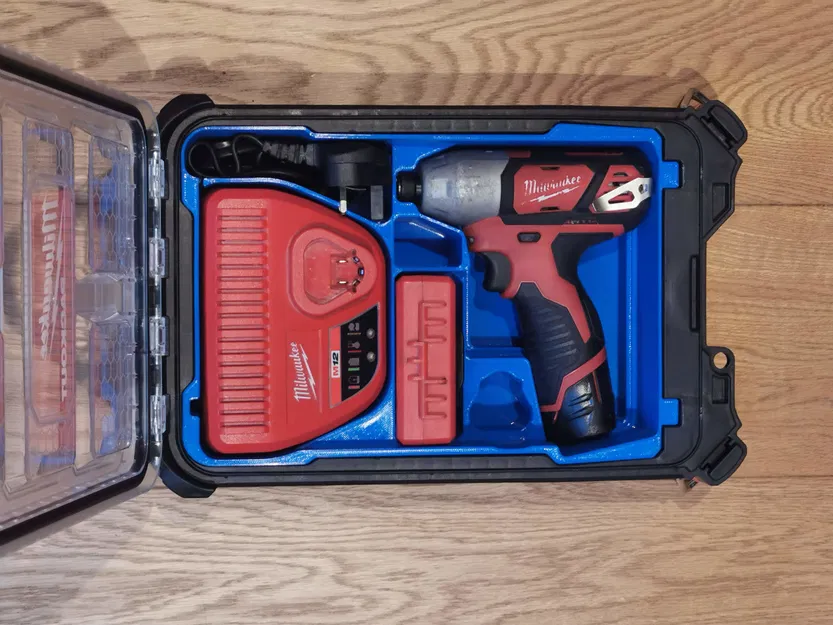 Khay Lót Packout Milwaukee Nhỏ Gọn Cho M12 Impact Driver & Sạc, 2 Pin & Hộp Đựng Mũi Khoan - Image 3