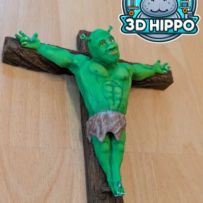 Shrek Bị Đóng Đinh Trên Thánh Giá