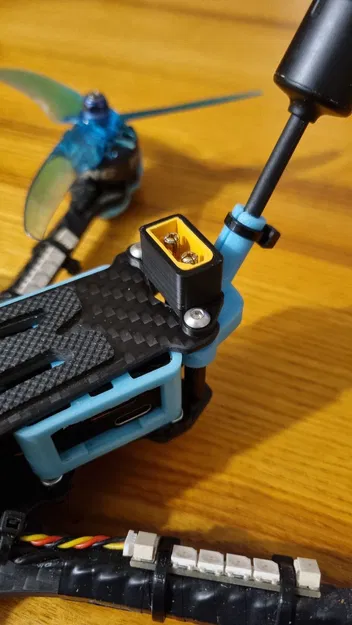 Giá đỡ XT60 cho Geprc / Phisital mark5 - Image 1