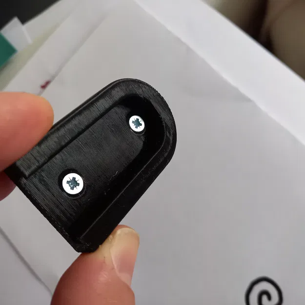 Giá treo tường đơn giản mà chắc chắn với nhiều loại chèn - Image 4