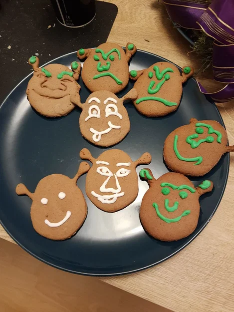 Khuôn Cắt Bánh Quy Hình Shrek - Image 1