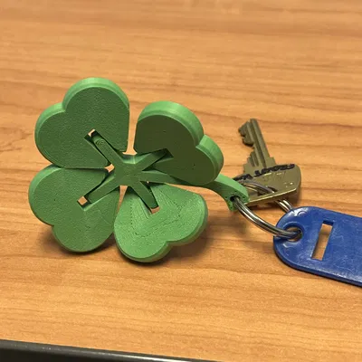 Móc Khóa Cỏ 4 Lá/Shamrock Khớp Dẻo Cho Lễ Thánh Patrick