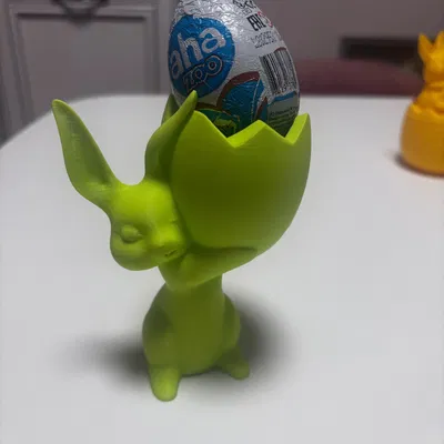 Thỏ Phục Sinh Giữ Trứng