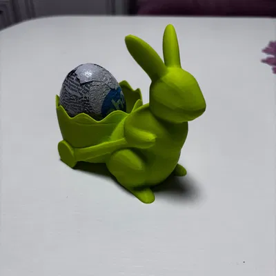 Thỏ Phục Sinh Giữ Trứng