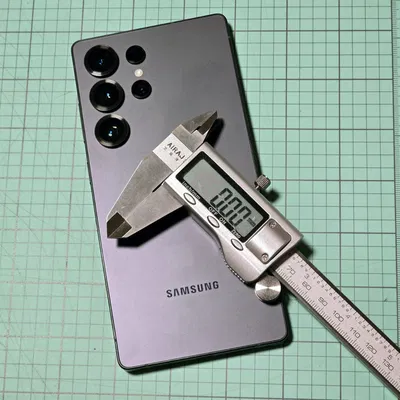 Mô hình Samsung Galaxy S25 Ultra