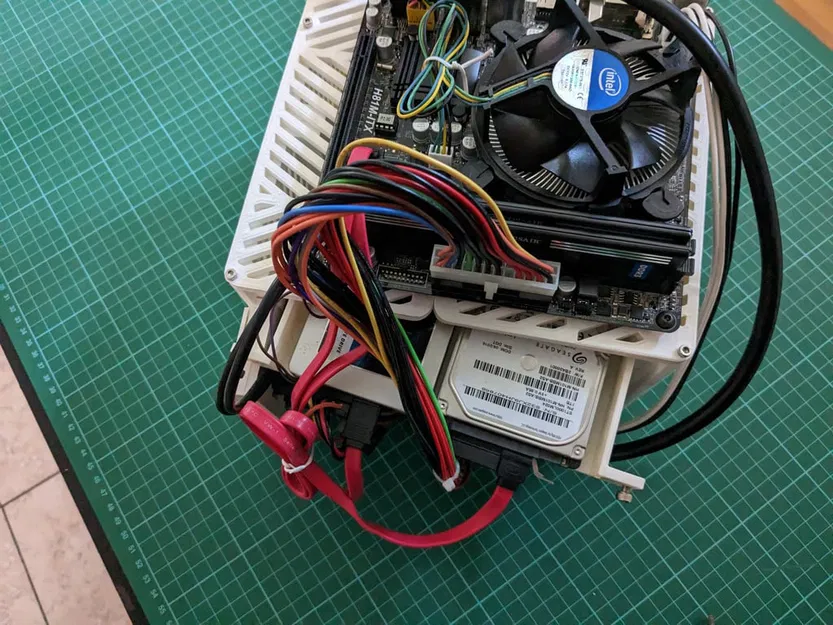 Khung PC mở / Bàn kiểm tra cho bo mạch chủ mini ITX, PSU ATX hoặc SFX - Image 10