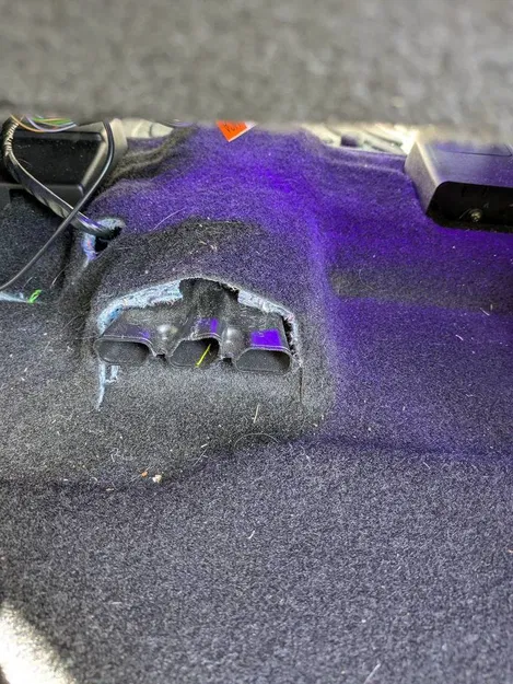 Bộ mở rộng lỗ thông hơi sau Ford Maverick - Image 5