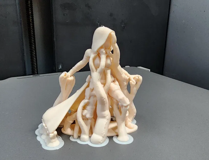 Mô hình Nữ Sith cầm Đèn Pin bằng Filament - Image 9