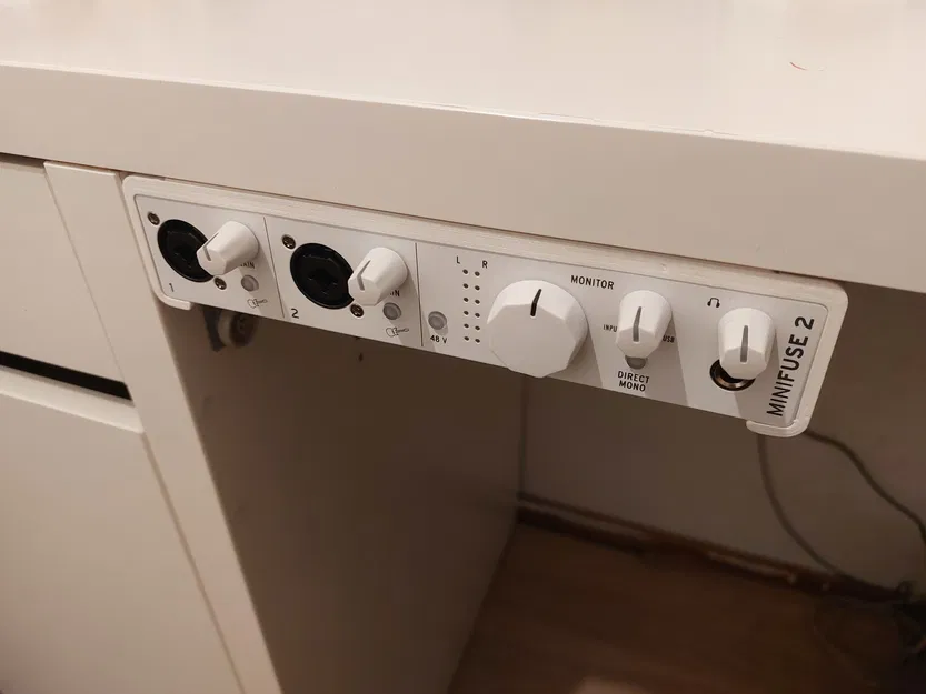 Giá đỡ dưới bàn cho Arturia Minifuse 2 - Image 2