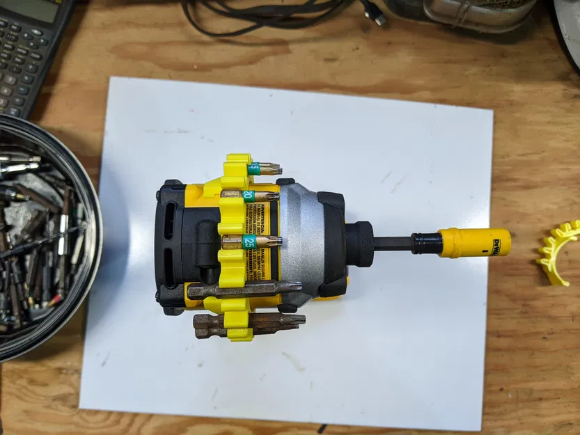 Kẹp Giữ Mũi Vặn Vít DeWalt DCF850B - Image 5