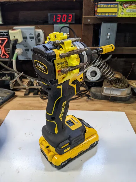 Kẹp Giữ Mũi Vặn Vít DeWalt DCF850B - Image 6