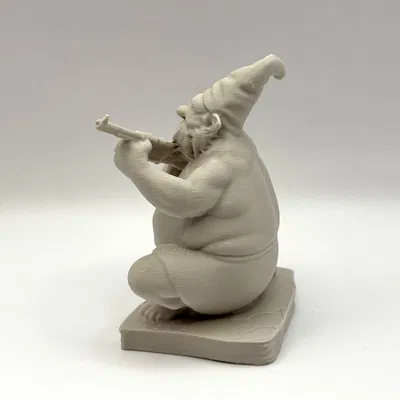 Ông Già Vườn Nổi Loạn – Người Canh Gác Cho Khu Vườn Của Bạn!