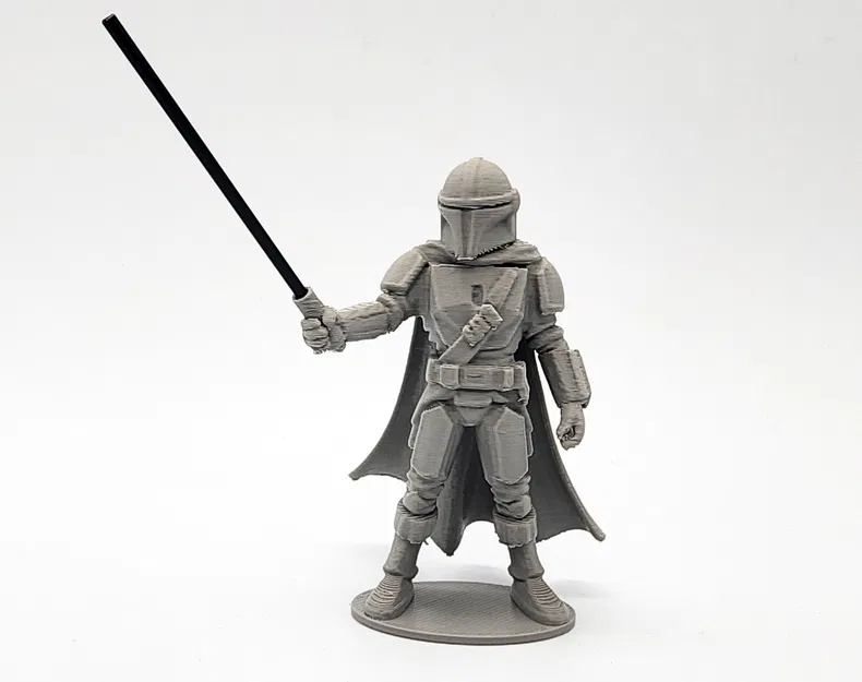 Mô Hình Mandalorian Mini kèm Darksaber bằng Sợi Nhựa - Image 7