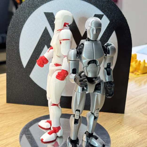 11Bravo 13 - beta 0.1: Action Figure In 3D Đột Phá - Image 5