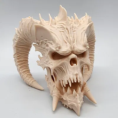 Đầu Lâu Quỷ Sừng Lớn